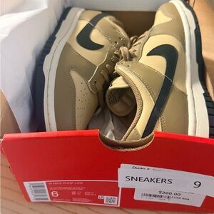 Nike Dunk Low Sneakers in Tan and Black size 6W